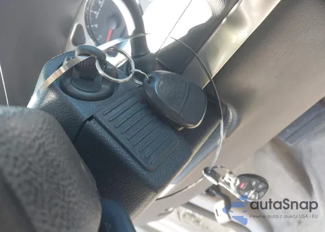 2005 Pontiac Montana Sv6 Fwd из США, поврежденный, VIN 1GMDV33L25D181012